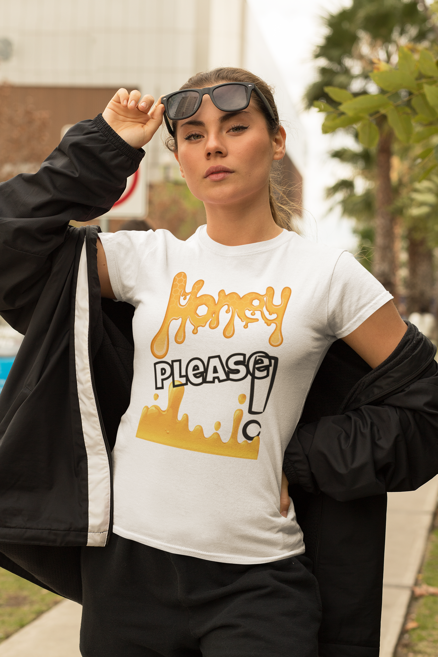 Honey Please! - Unisex Premium t-shirt